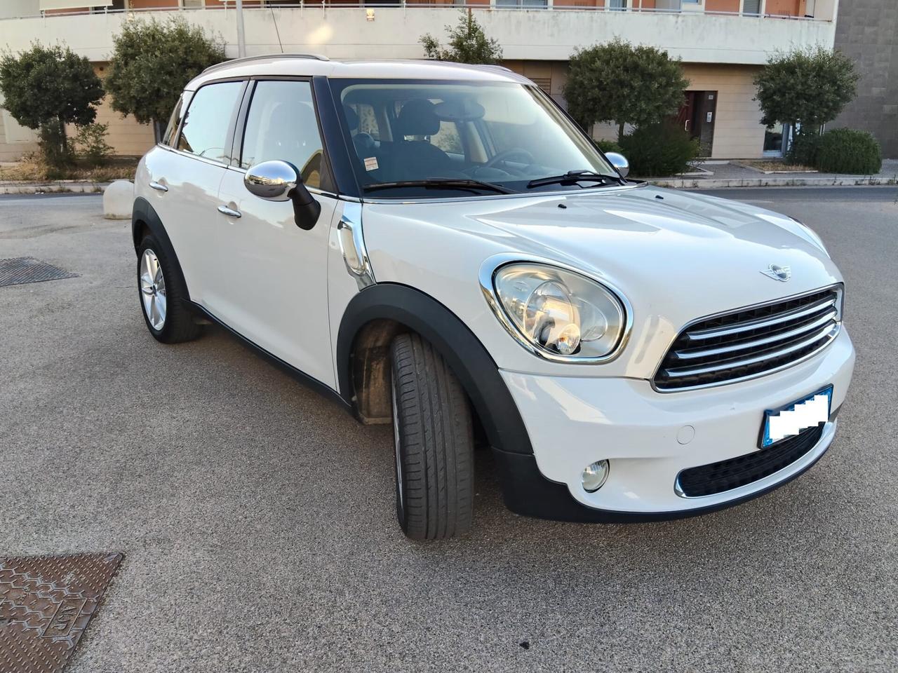 Mini Cooper D Countryman 1.6 111 cv