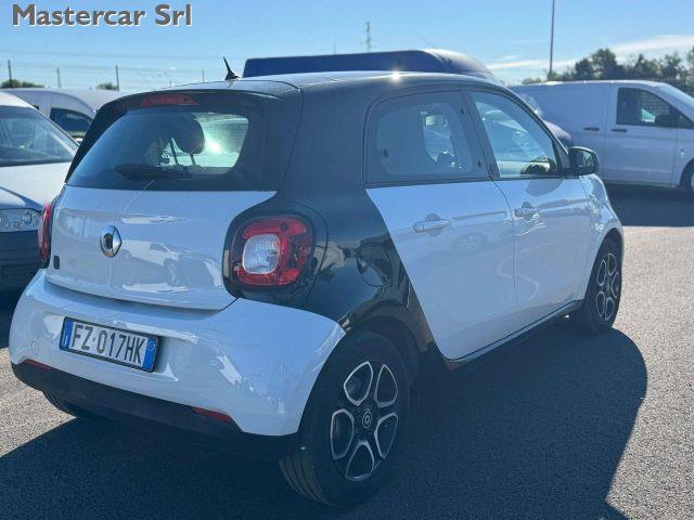 SMART ForFour NEOPATENTATI Forfour eq Passion tetto TG : FZ017HK