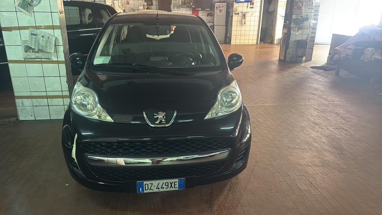 Peugeot 107 1.0 68CV 5p. Sweet Years
