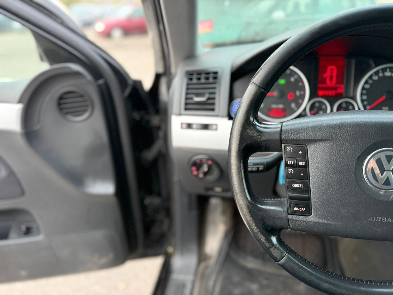 Volkswagen Touareg 2.5 R5 TDI DPF tiptronic Exclusive