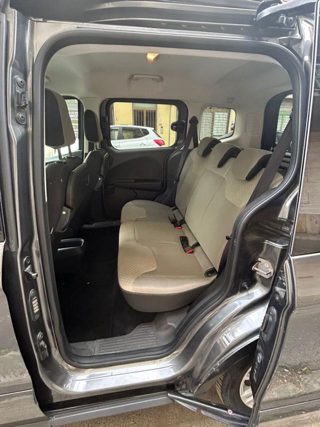 FORD Tourneo Courier 1.5 TDCI 95 CV Titanium