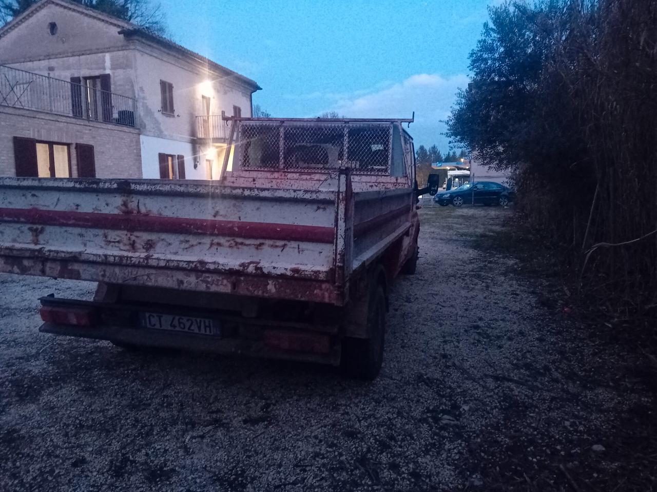 Ford transit ribaltabile frizione da fare