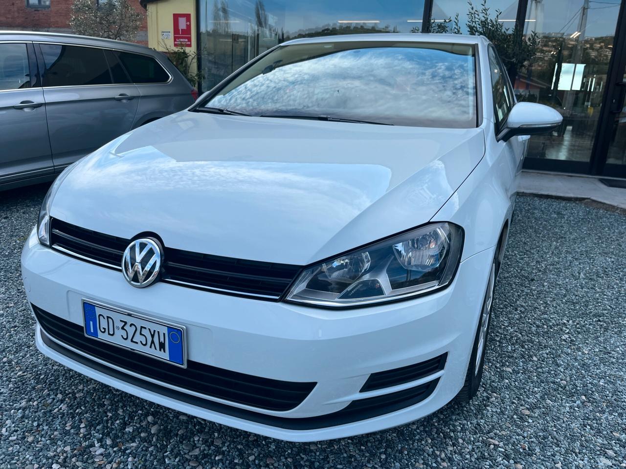 Volkswagen Golf 1.6 TDI 5p. 01/2016 NEOPATENTATI