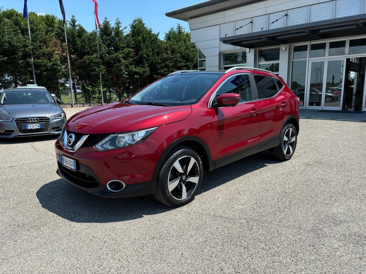 Nissan Qashqai 1.6 dCi 2WD 360 - 2015