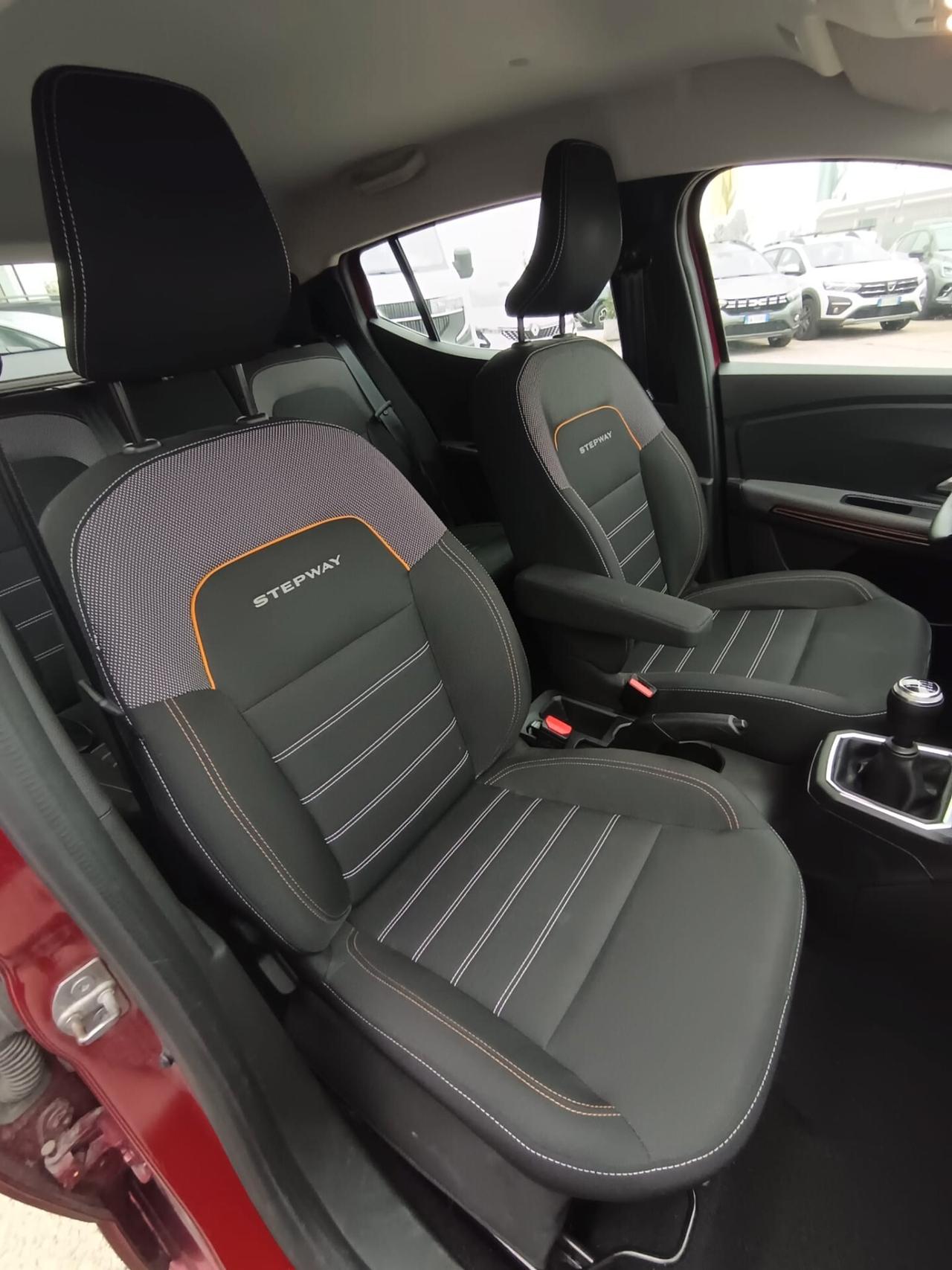 Dacia Sandero Stepway 1.0 TCe 100 CV ECO-G Comfort