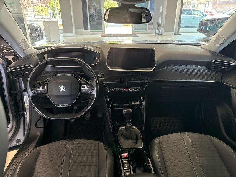 Peugeot 2008 PureTech 100 S&S Allure Pack