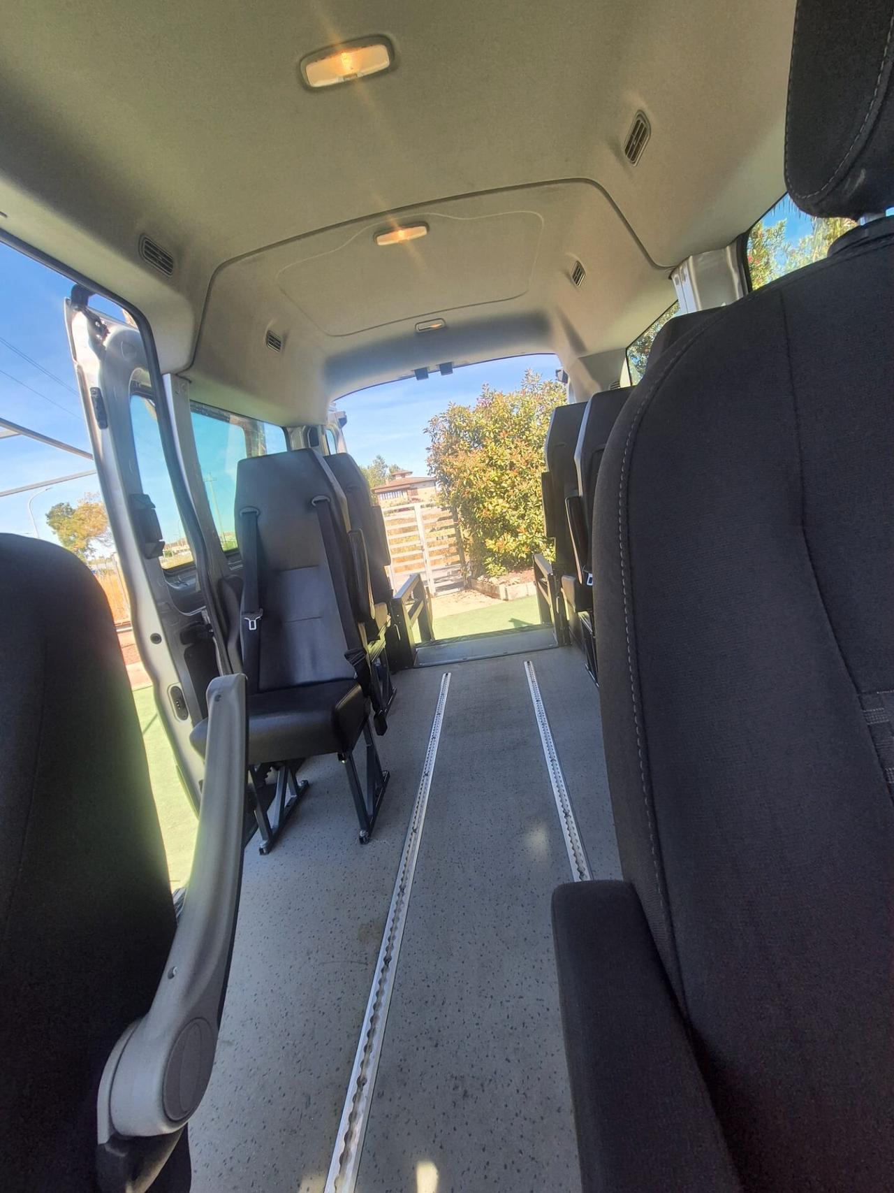 Ford Transit 2021 9 Posti Trasporto Disabili