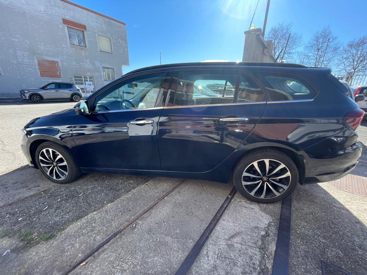 Fiat Tipo 1.3 Mjt S&S SW Lounge