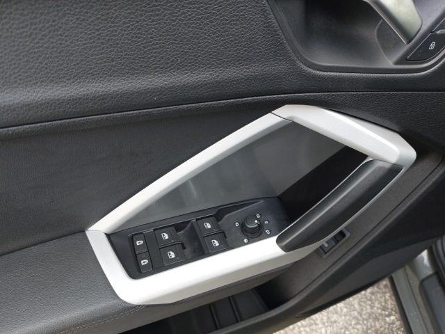 AUDI Q3 Sportback 35 TDI quattro S tronic Business Plus