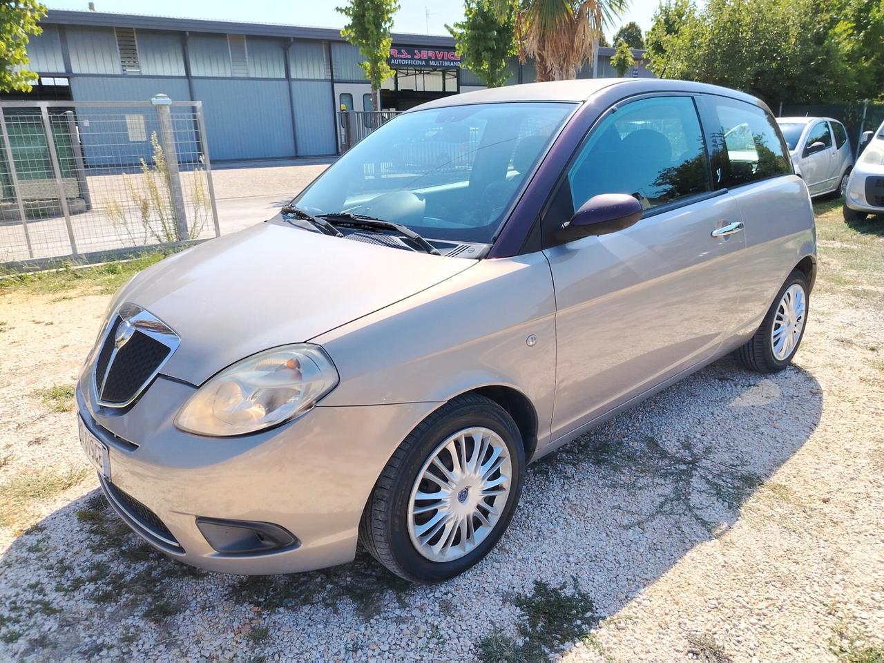 Lancia Ypsilon 1.2 Passion