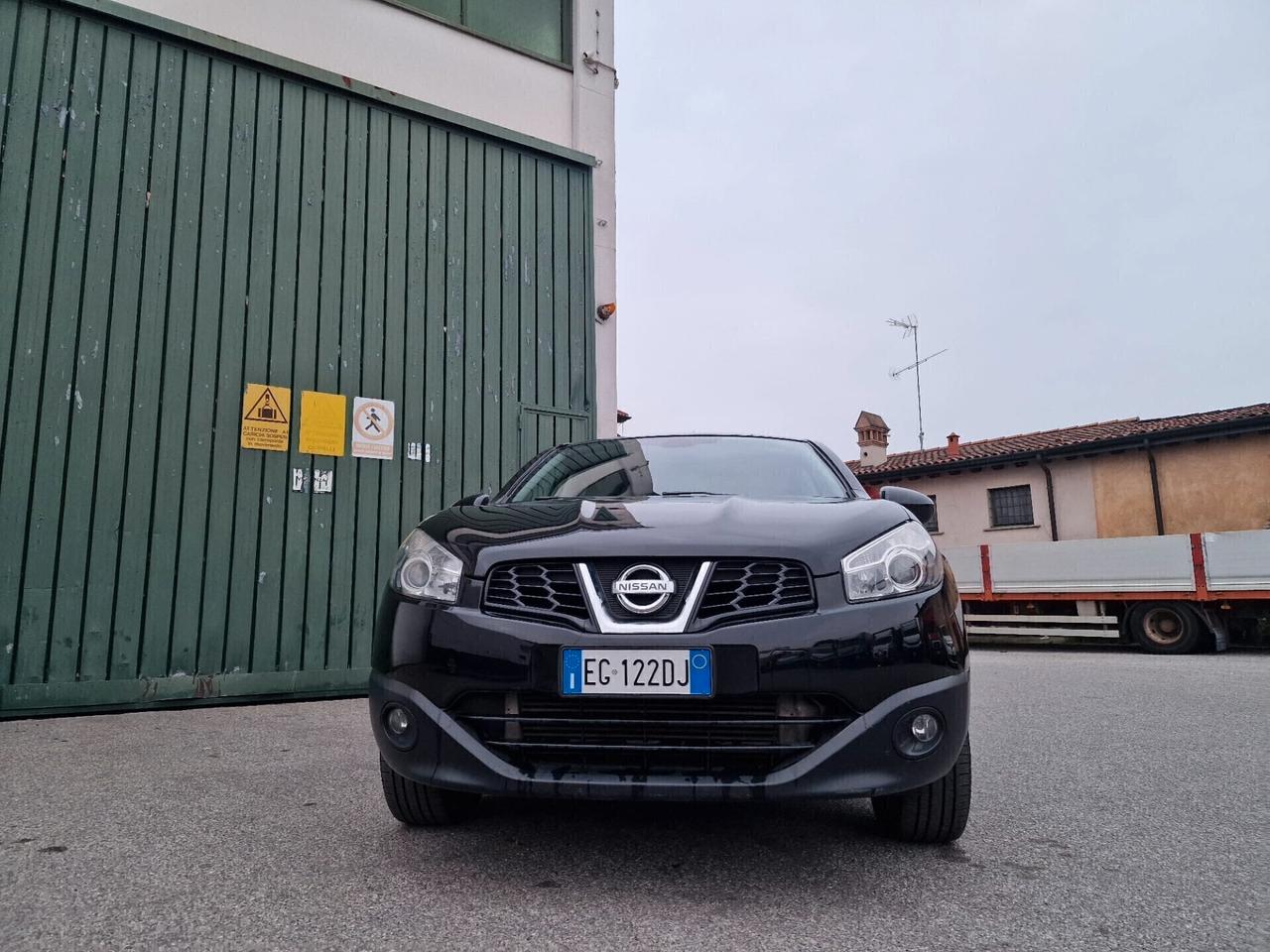 Nissan Qashqai 2.0 dCi DPF Tekna