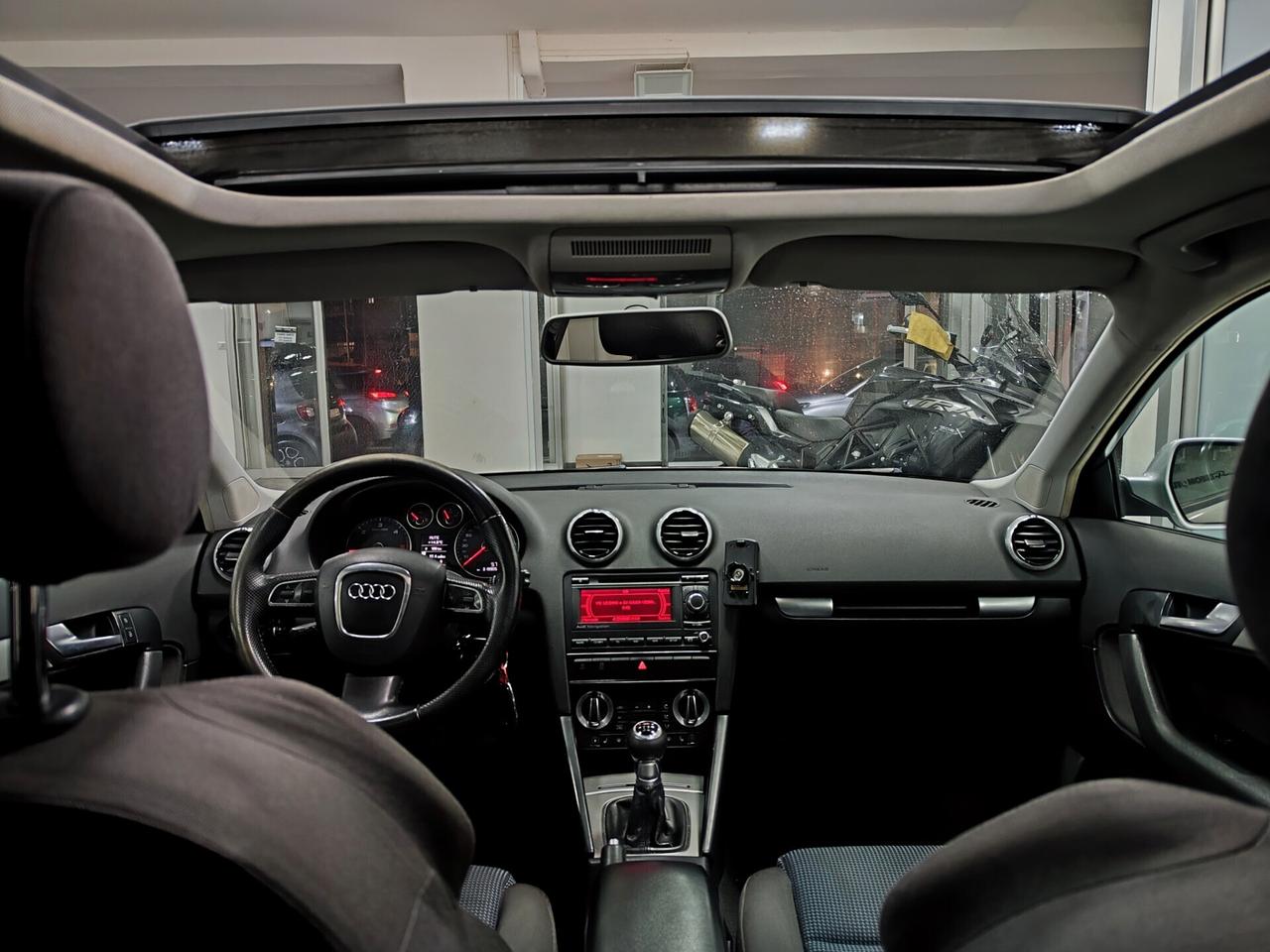 Audi A3 SPB 1.6 TDI 105 CV Ambition UNICO PROPRIETARIO