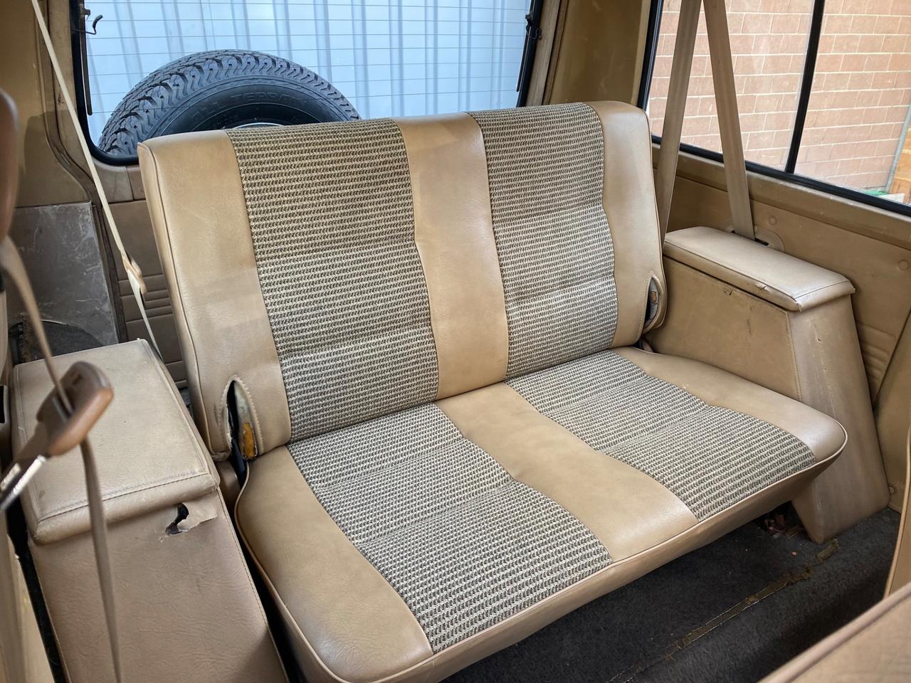 Mitsubishi Pajero 2.5 TDI Metal-top NEOPATENTATI!!!