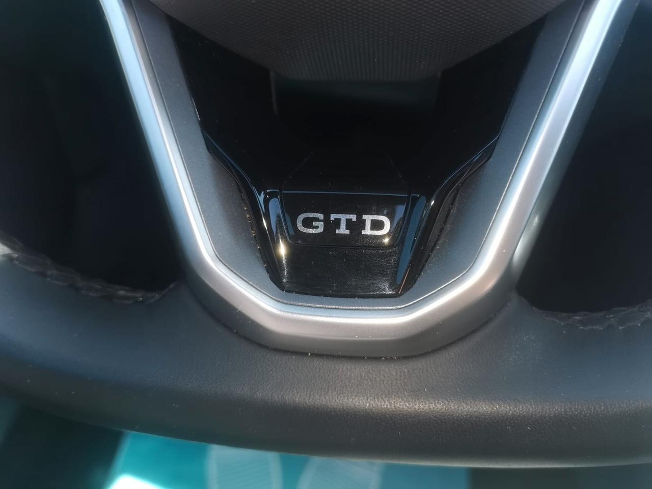 VOLKSWAGEN GOLF 8 GTD 2.0 TDI SCR 200CV DGS 2024