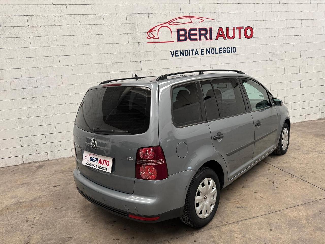 Volkswagen Touran TDI 7 posti Highline