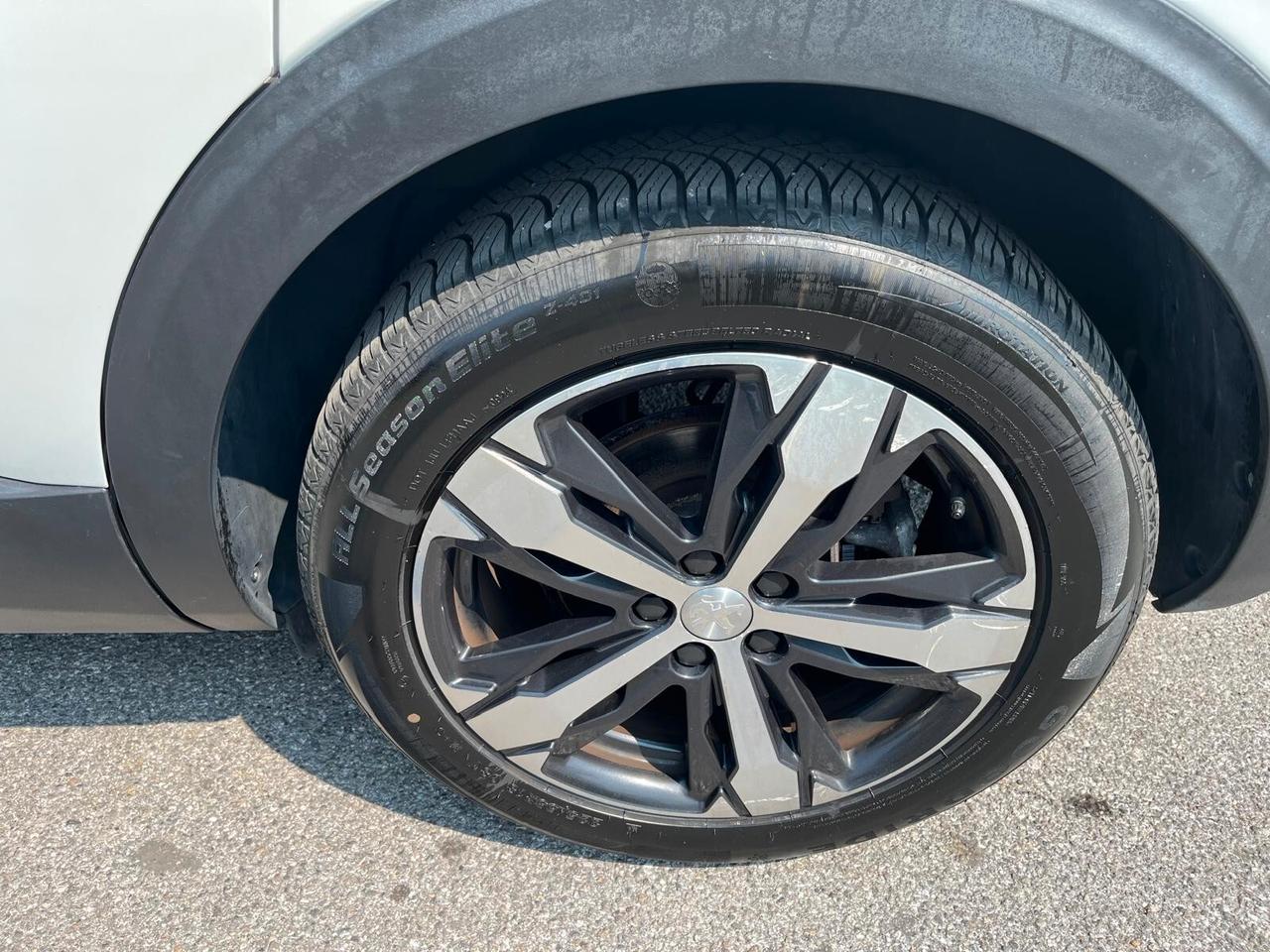 Peugeot 5008 BlueHDi 130 S&S EAT8 Allure 7p