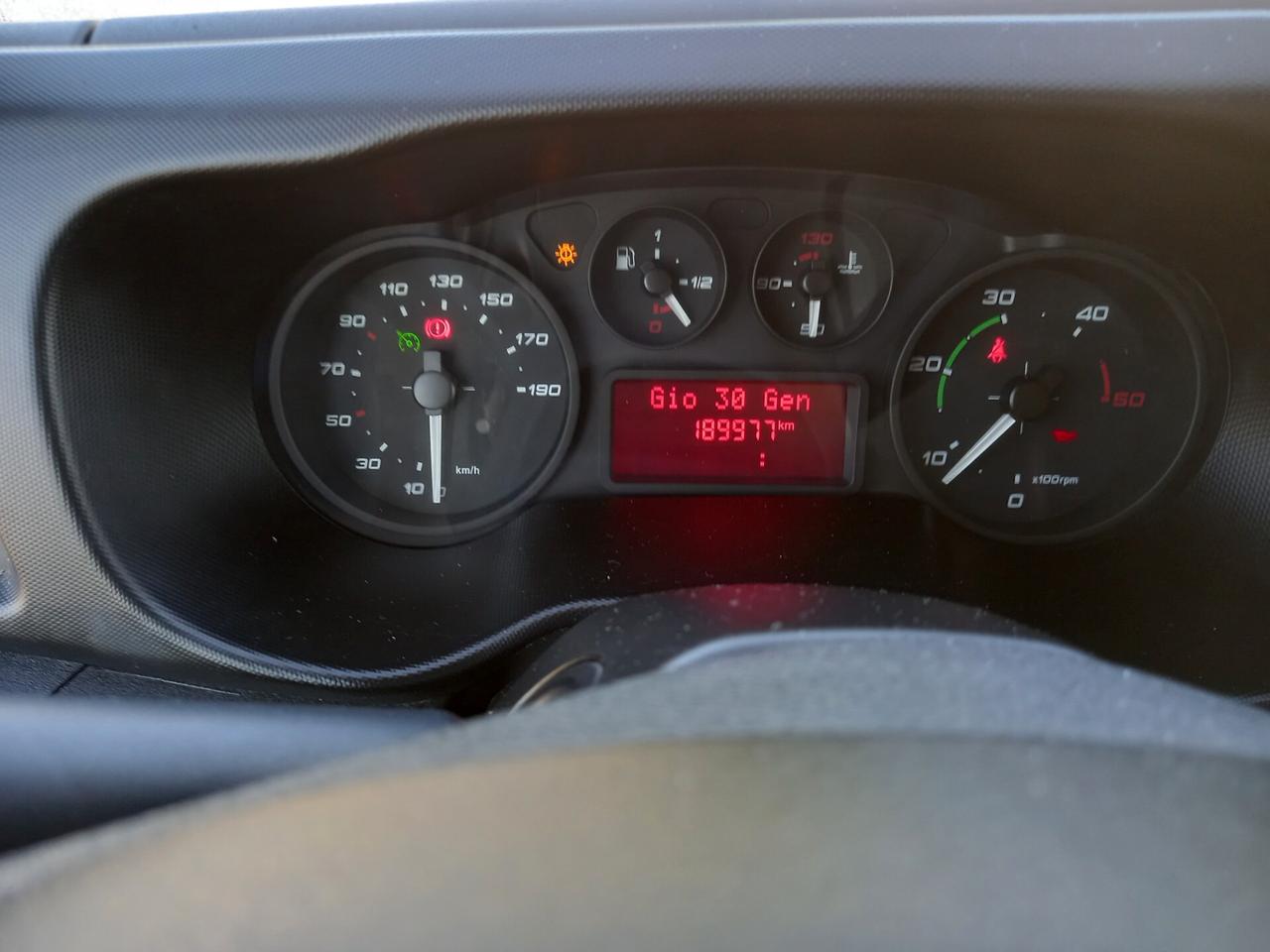 IVECO 35C13 - A TELAIO (C28)