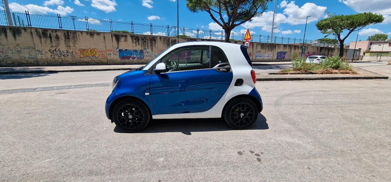 Smart ForTwo 70 1.0 twinamic Passion con BLOCKSHAFT