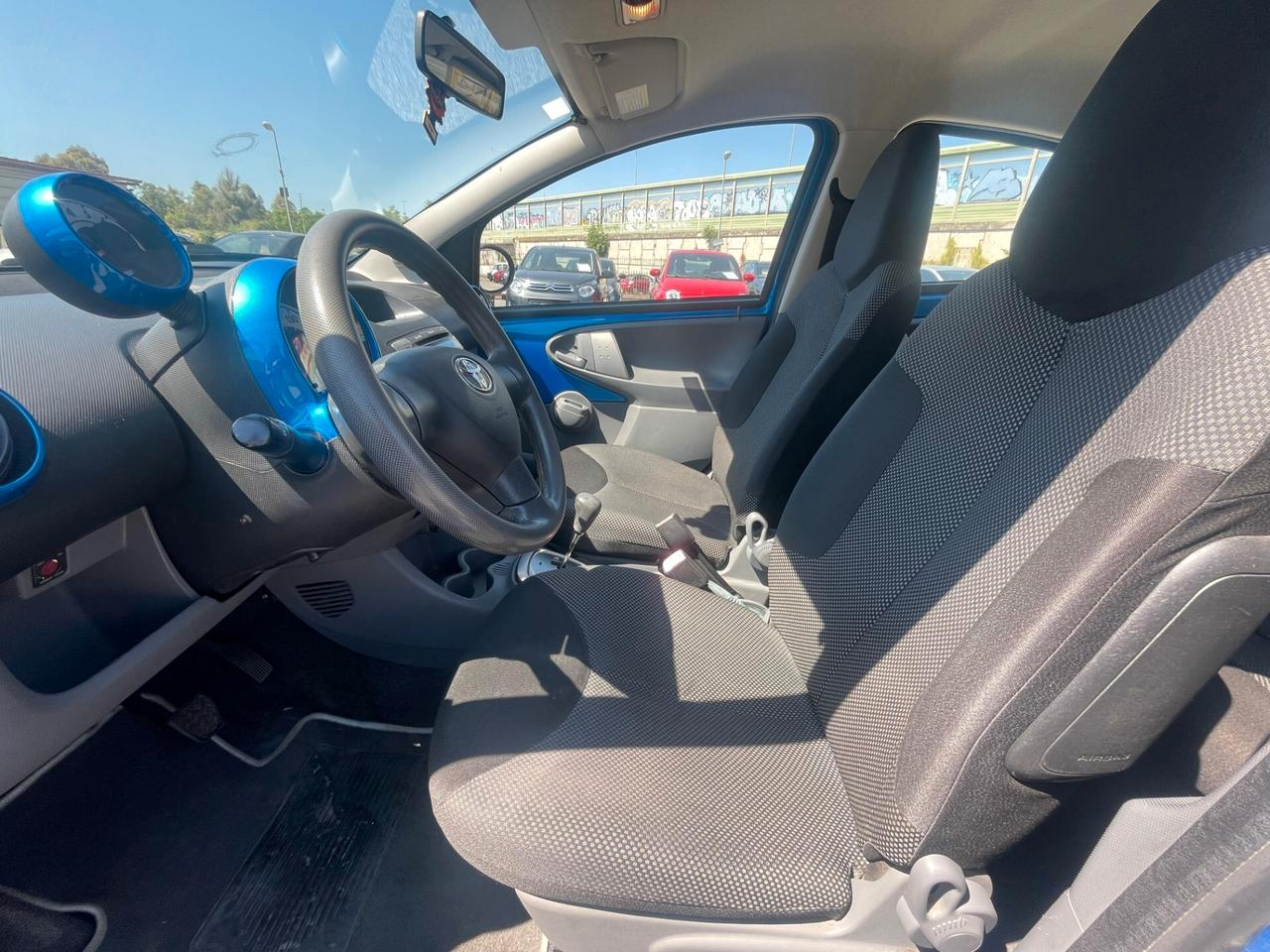 Toyota Aygo 1.0 AUTOMATICA GARANZIA 5 PORTE