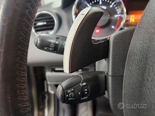 Peugeot 3008 1.6 HDi 112CV cambio robotizzato Busi