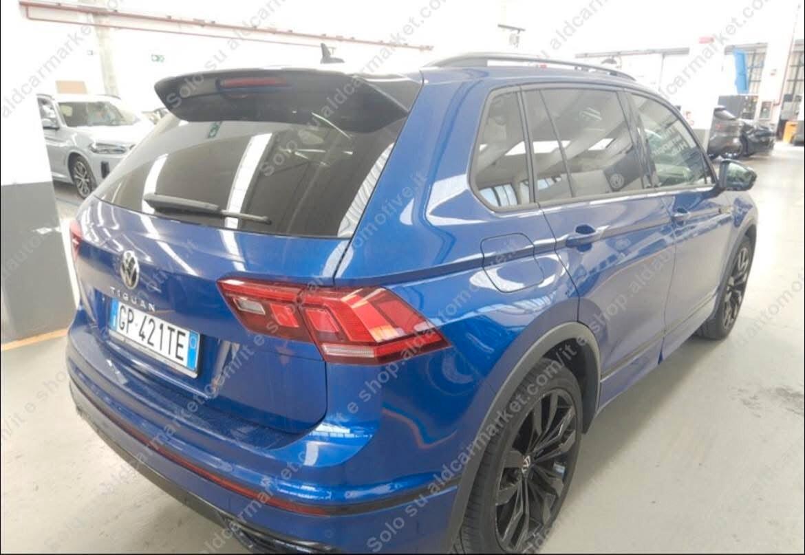 Volkswagen Tiguan 2.0 TDI 150 CV SCR DSG R-Line TETTO NAVY LED BLACK ED. 20