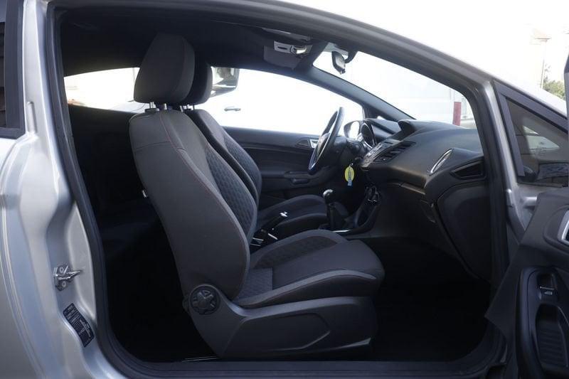 Ford Fiesta Ford Fiesta 1.5 TDCi 75CV 3 porte ST-Line 55KW ANNO 2017