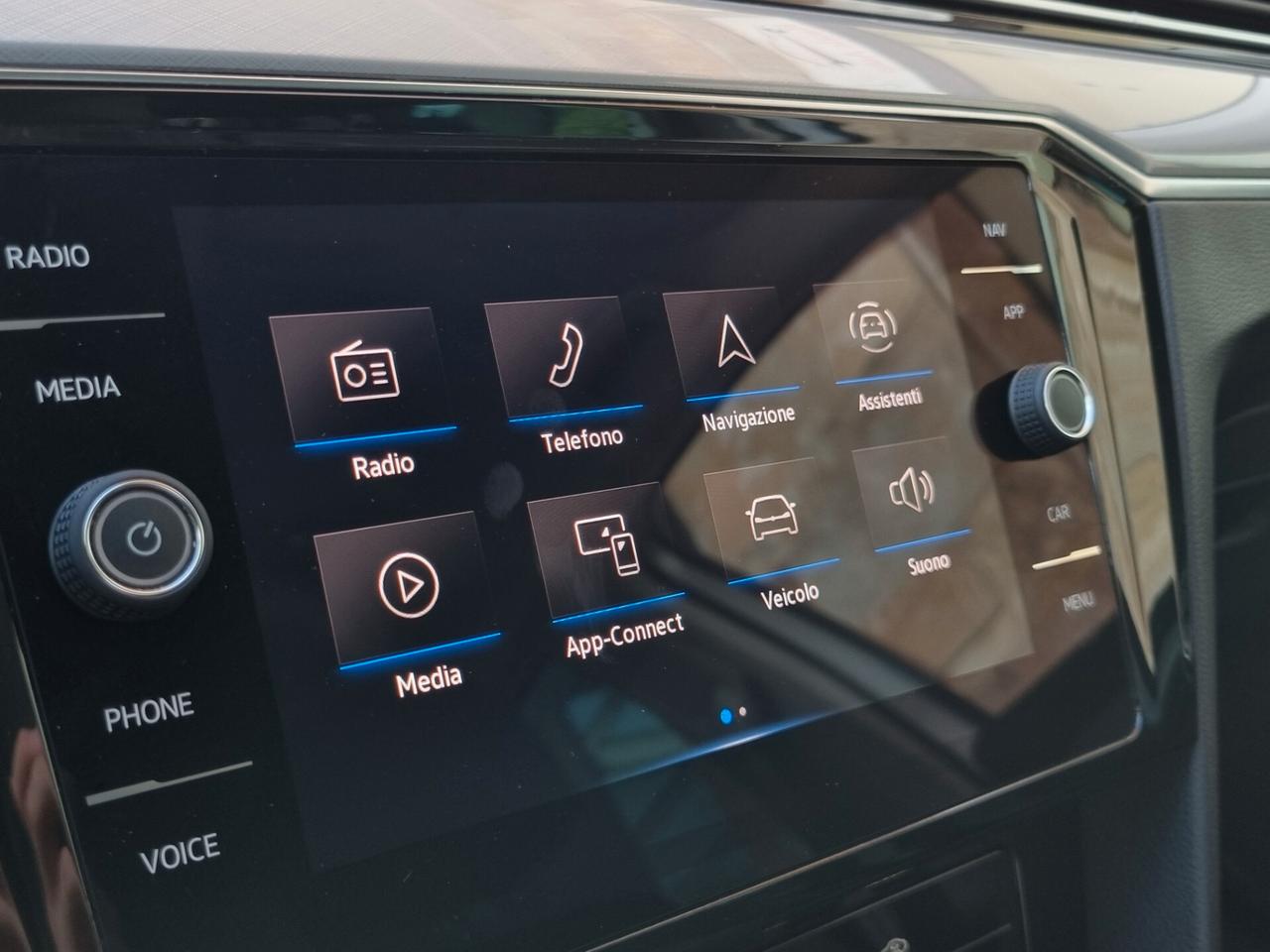 Volkswagen Passat VIII Variant 2.0 tdi Business 12