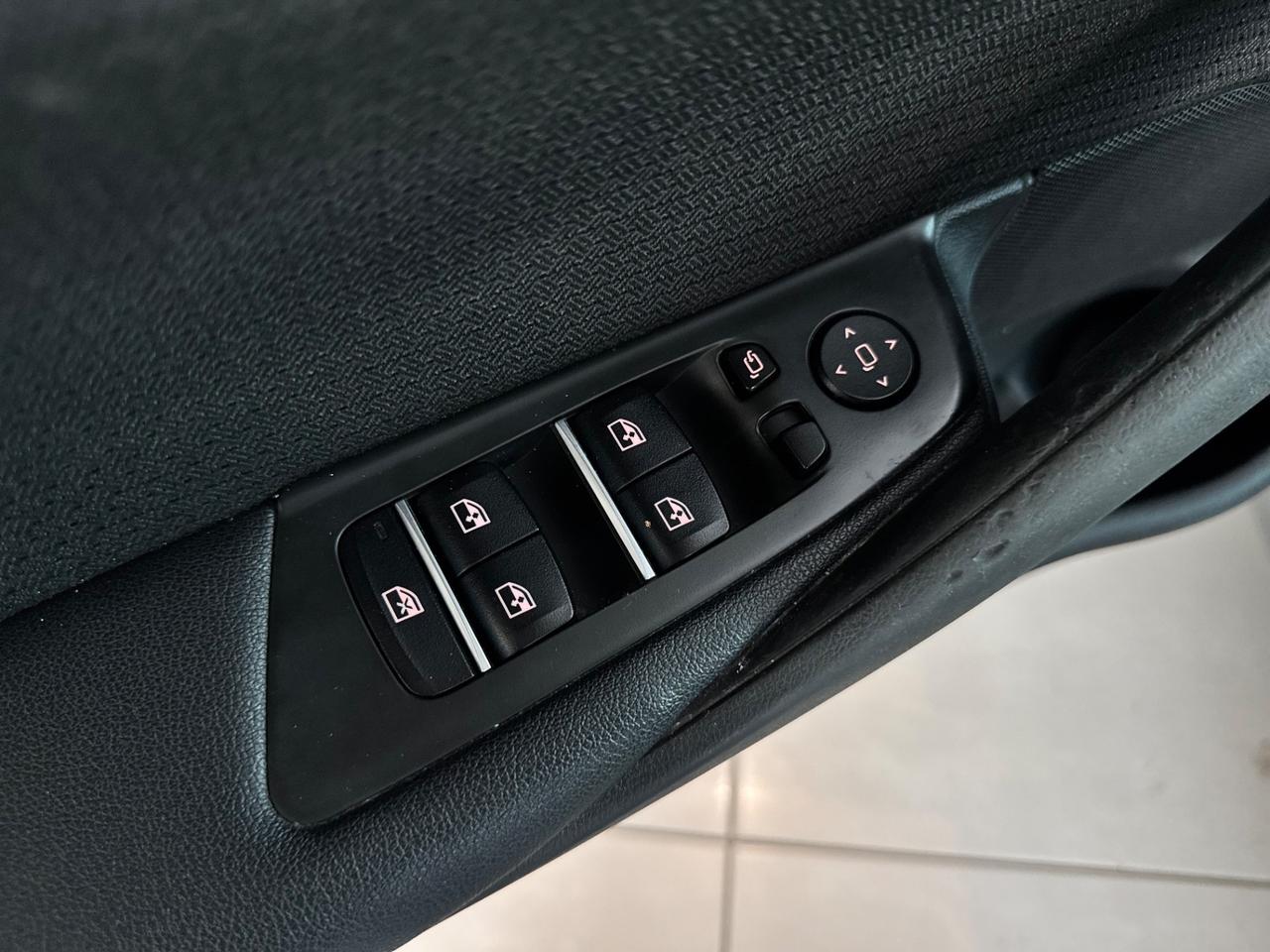 Bmw 520d xDrive Sport 190cv Line