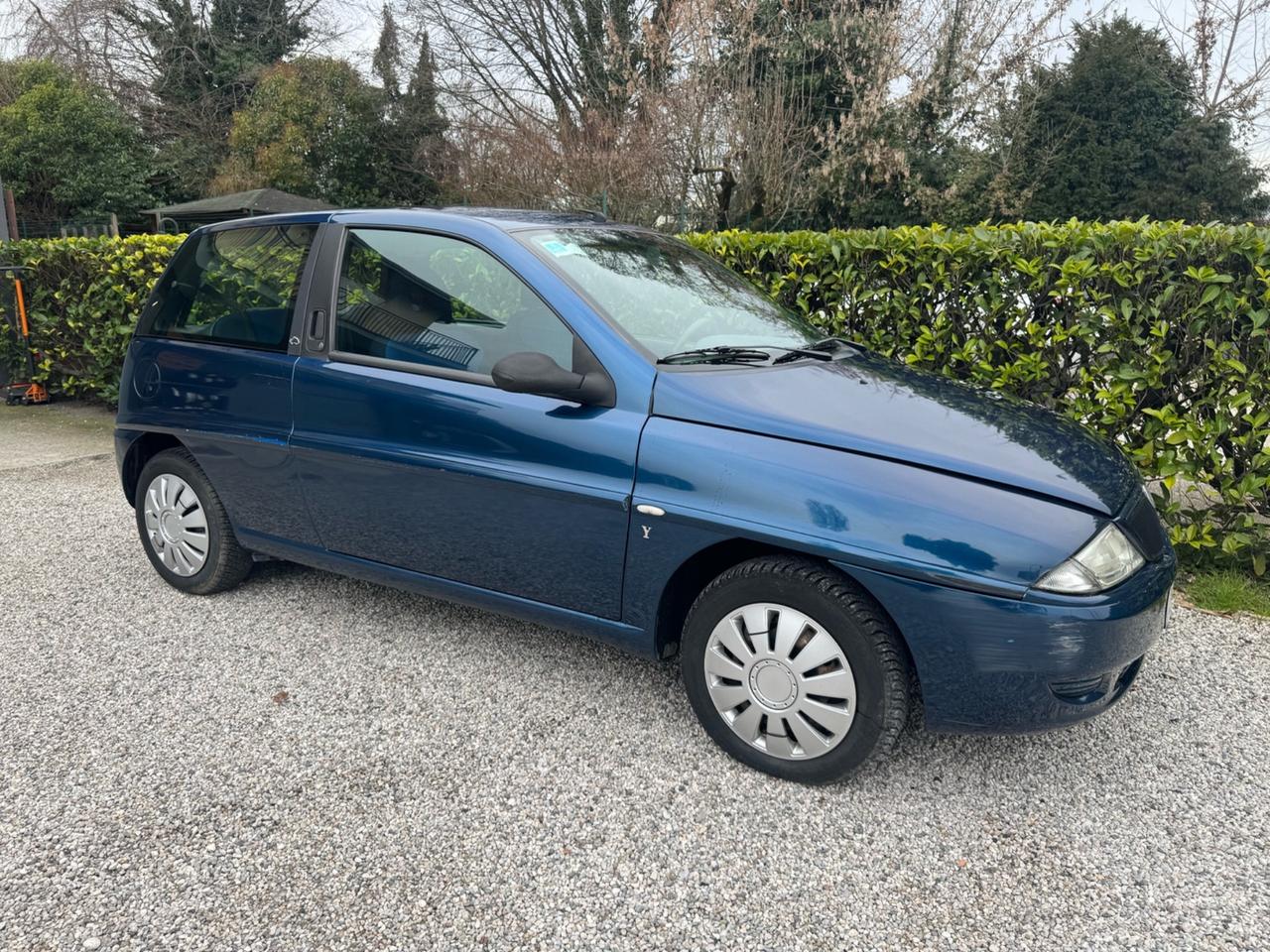 Lancia Y 1.2i cat Elefantino Blu - NEOPATENTATI