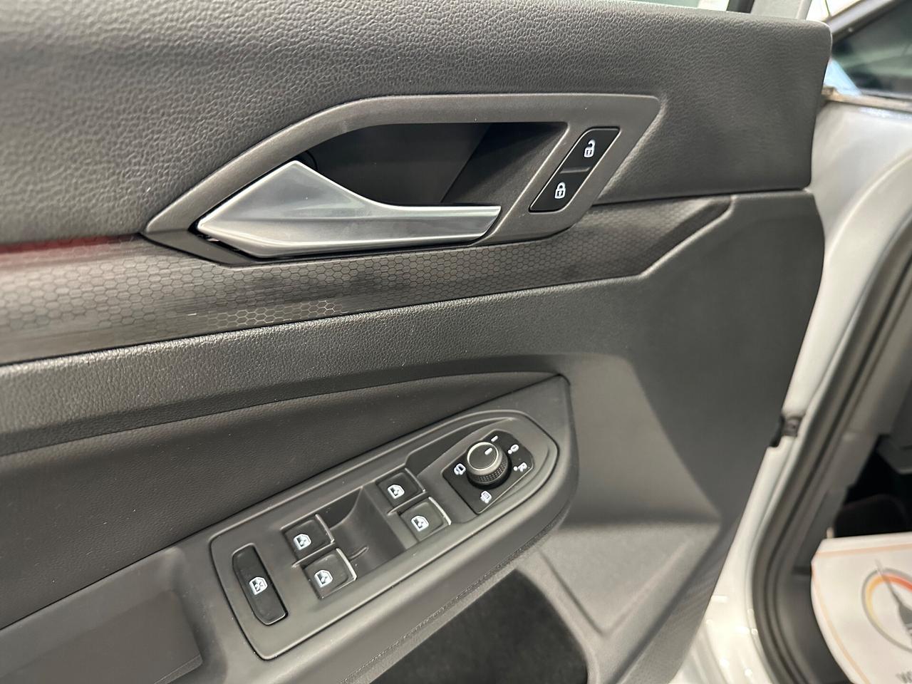 Volkswagen Golf GTI Golf 2.0 TSI GTI DSG PERFORMANCE