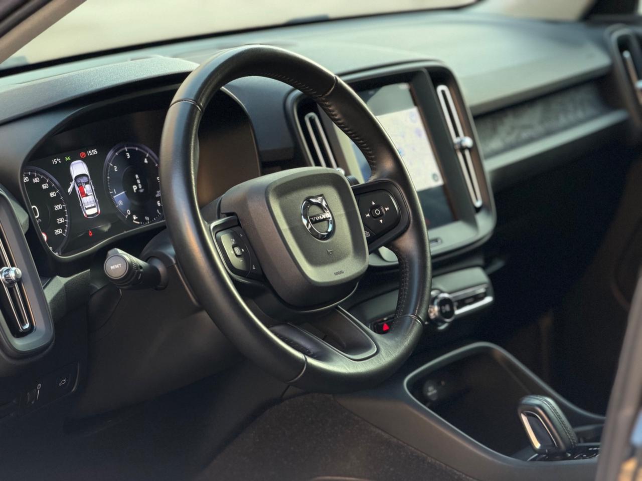 Volvo XC40 D3 R-design 2.0 150 Cv AUTOMATIC LED PELLE