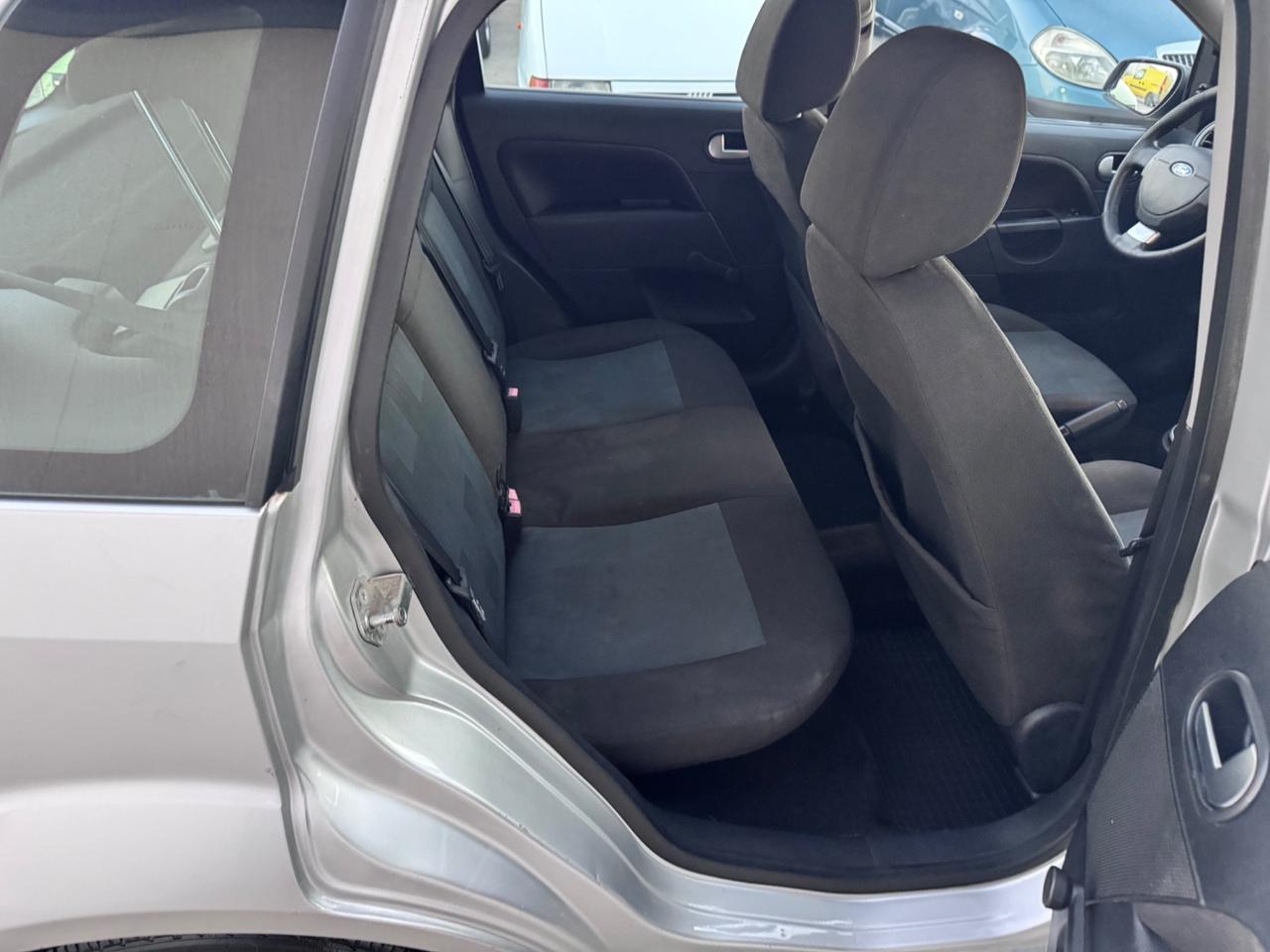Ford Fiesta Fiesta+ 1.4 TDCi 5p.