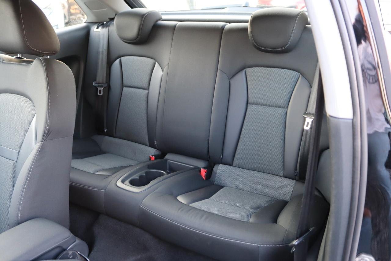 Audi A1 1.6 TDI S line edition plus