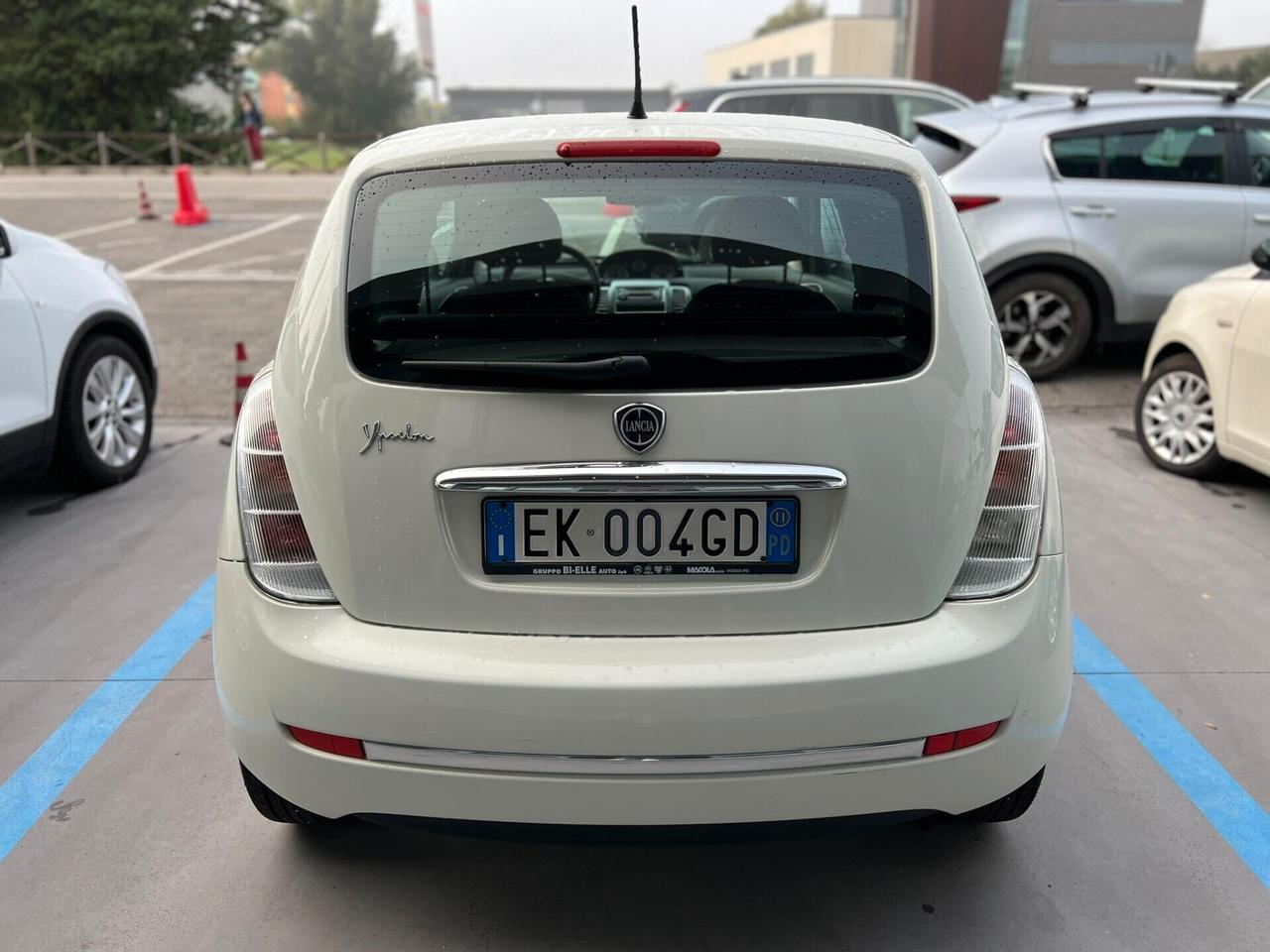 Lancia Ypsilon 1.3 MJT 75 CV Unyca *PIENO OMAGGIO*