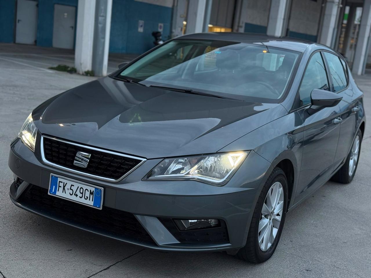 SEAT LEON 1.6 TDI 5 PORTE PRONTA CONSEGNA