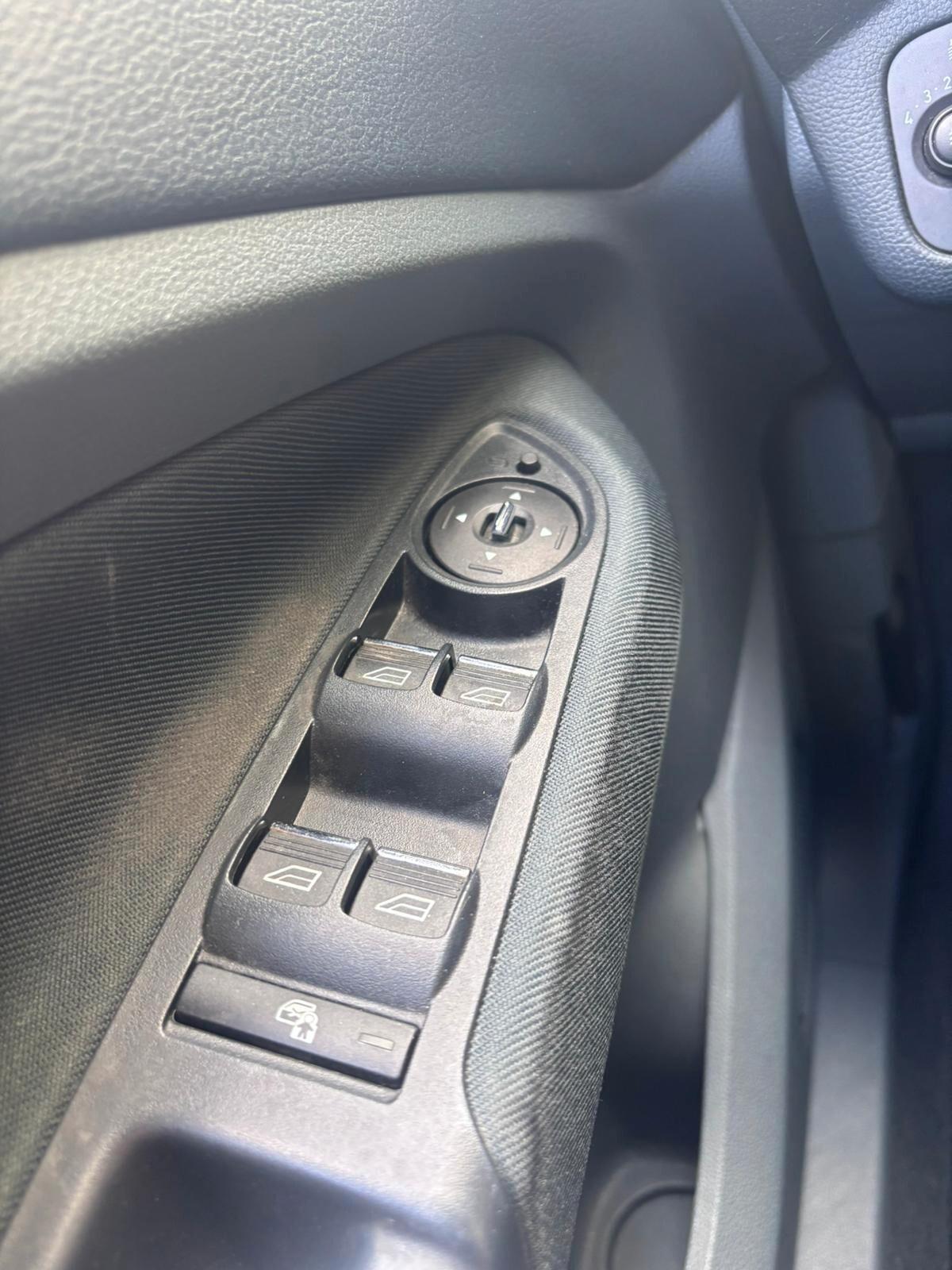 Ford C-Max 1.6 TDCi 115CV Titanium