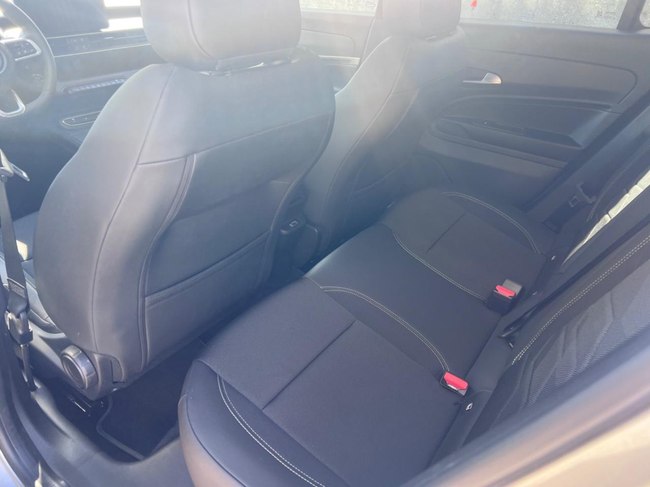 Jeep Avenger 1.2 Turbo 100 CV MHEV Summit