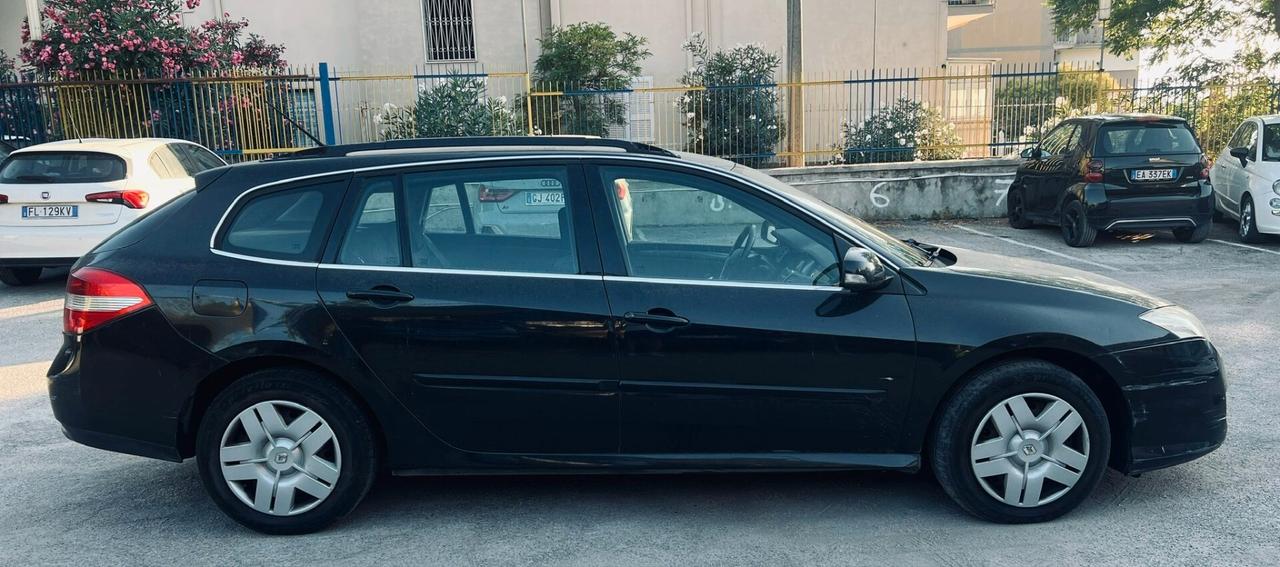 Renault Laguna 2.0 dCi 150CV SporTour Nav