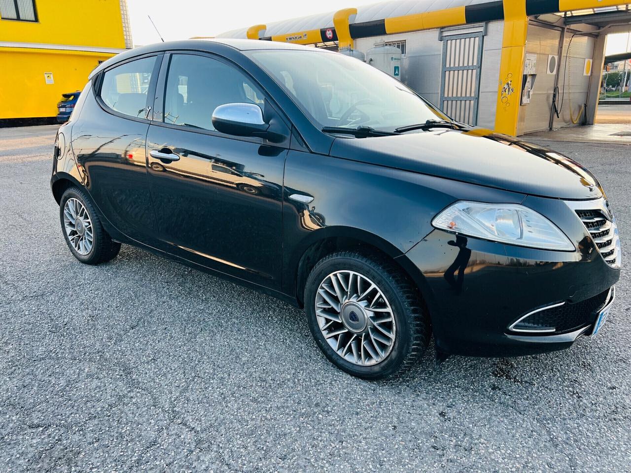 Lancia Ypsilon 1.3 MJT 16V 95 CV 5 porte S&S Platinum