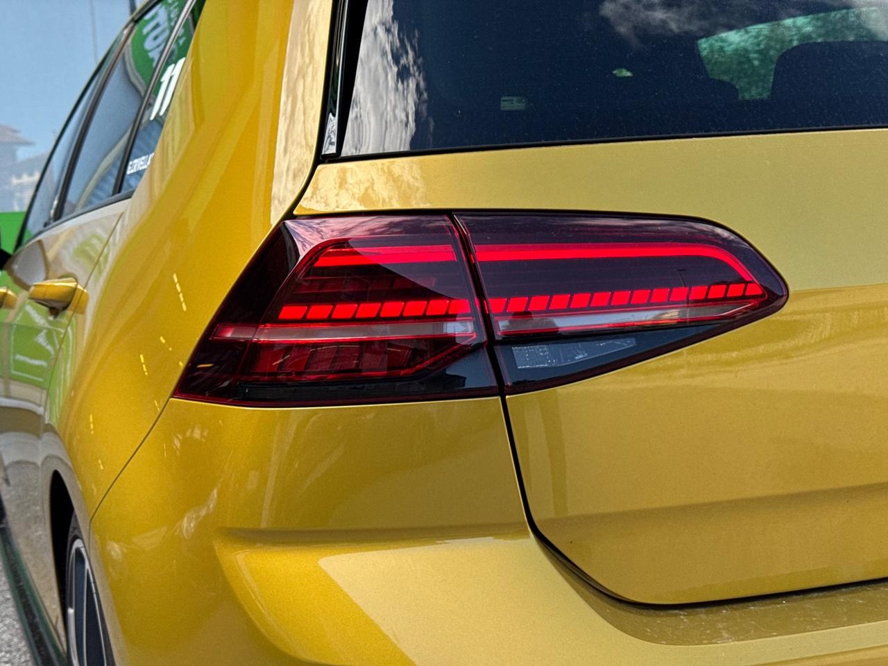 Volkswagen Golf R-Line 1.4 TSI 125CV DSG 5p – 2018 Neopatentati