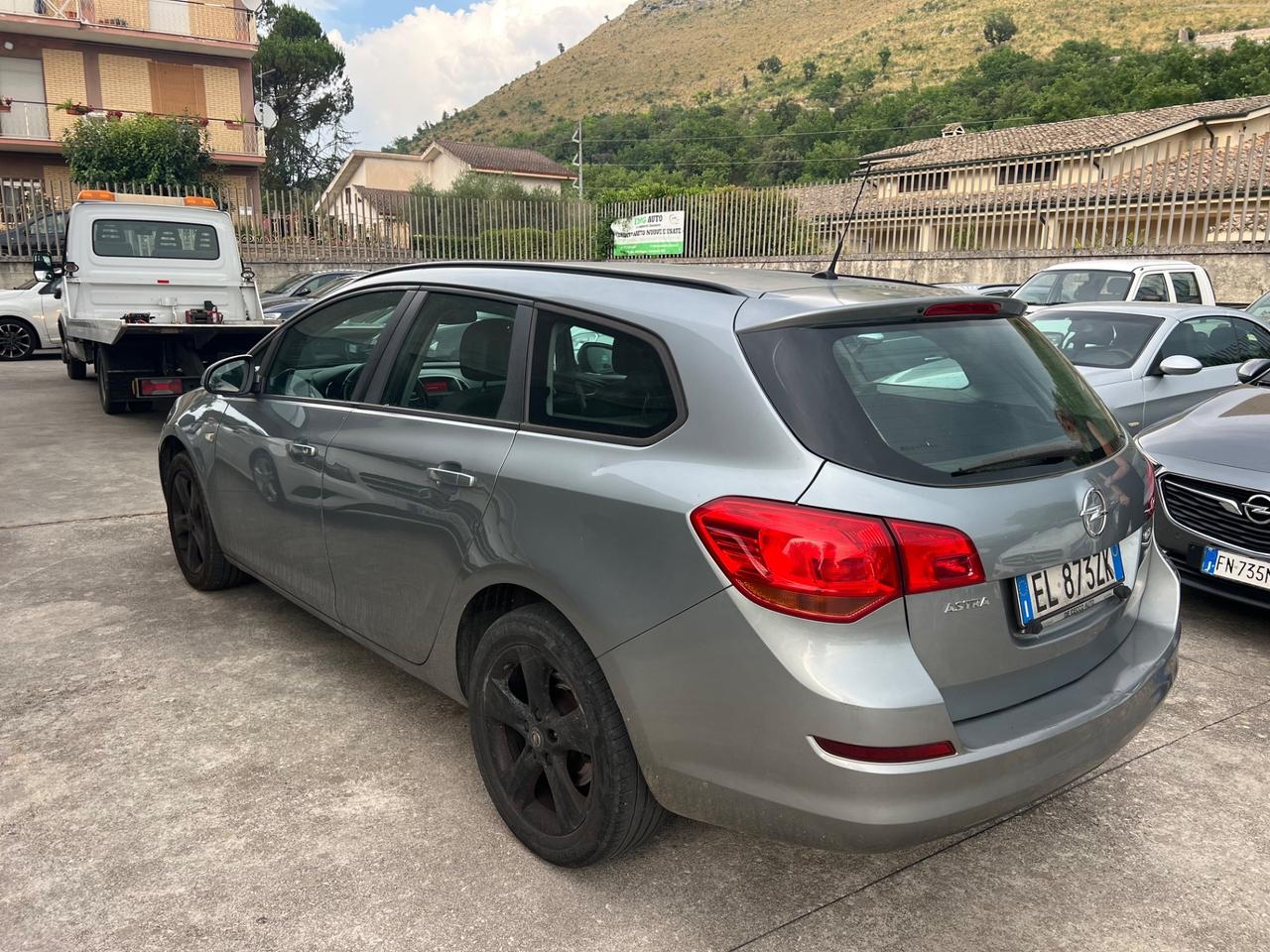 Opel Astra 1.7 CDTI 110CV Sports Tourer Cosmo Fleet