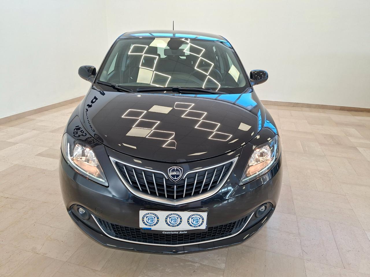 Lancia Ypsilon 1.0 FireFly 5 porte S&S Hybrid Gold