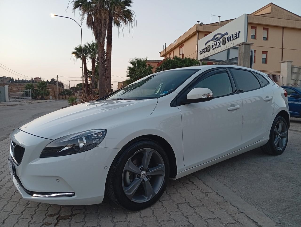 Volvo V40 D2 Business