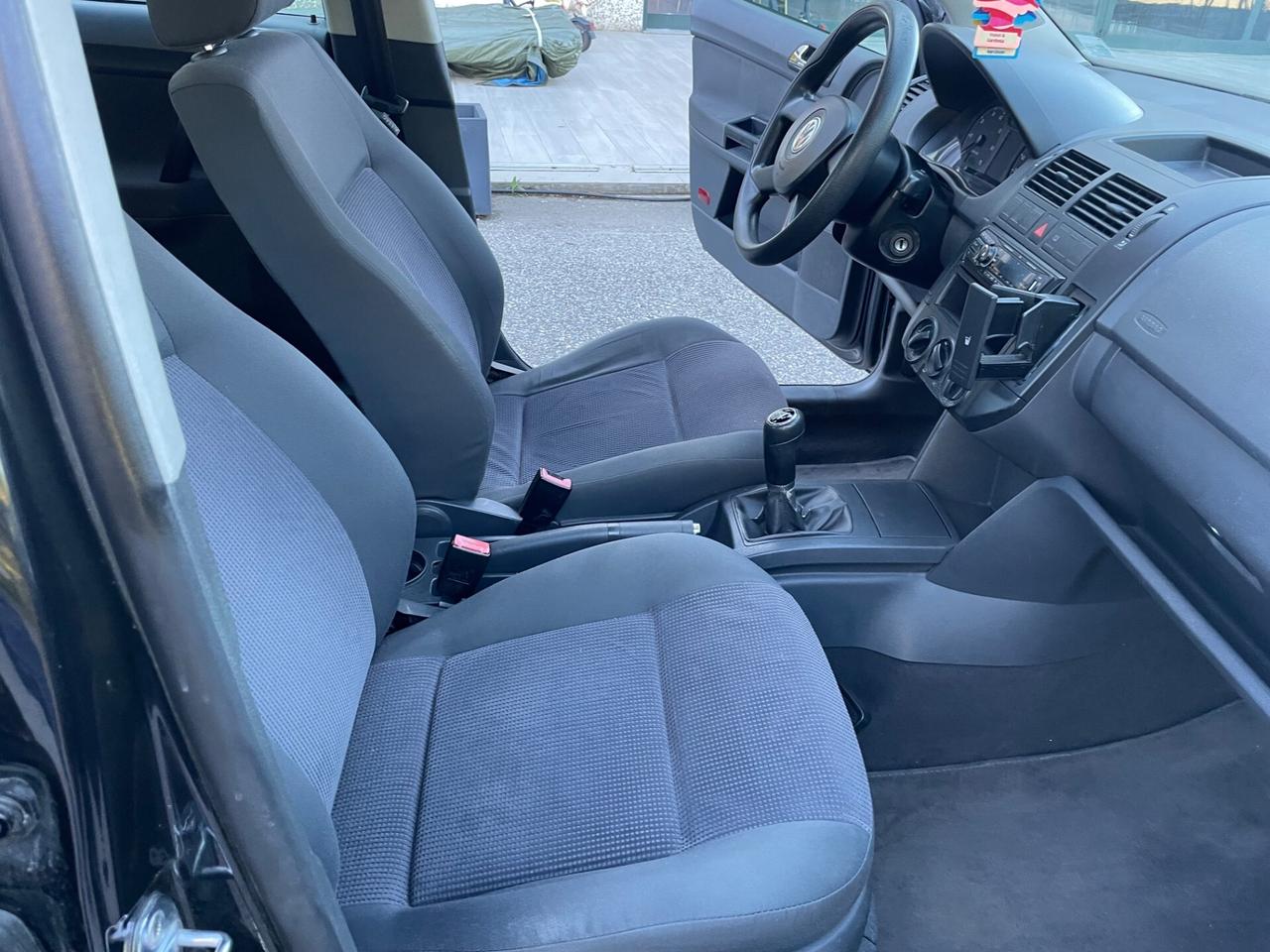 Volkswagen Polo 1.4/75CV 16V 5p.*Neopatentati*