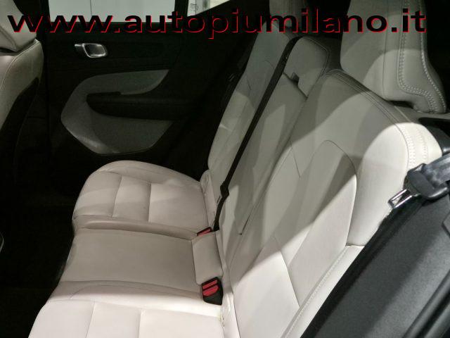 VOLVO XC40 D4 AWD Geartronic Inscription