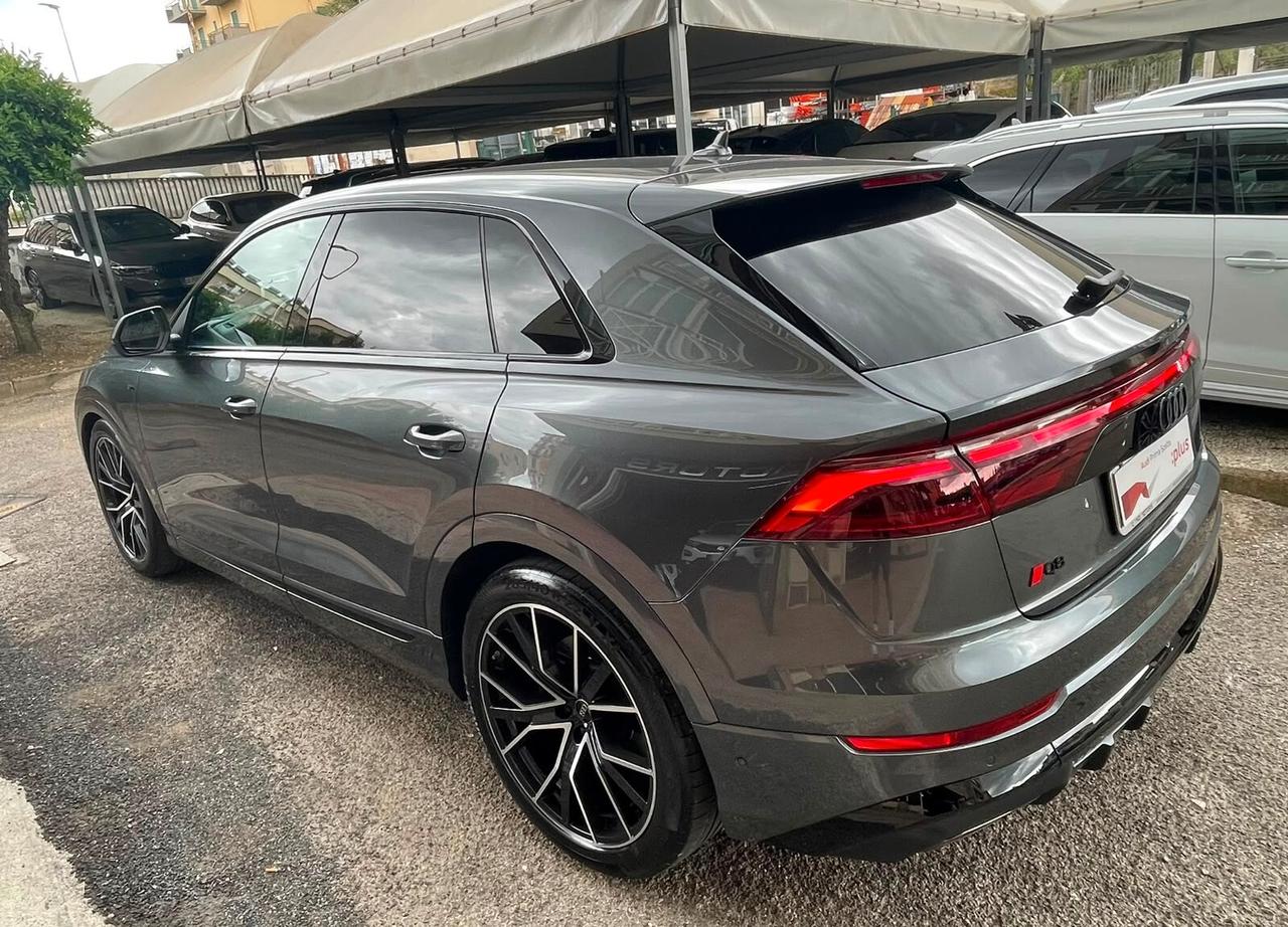 Audi Q8 50 TDI 286 CV quattro S line edition 2024