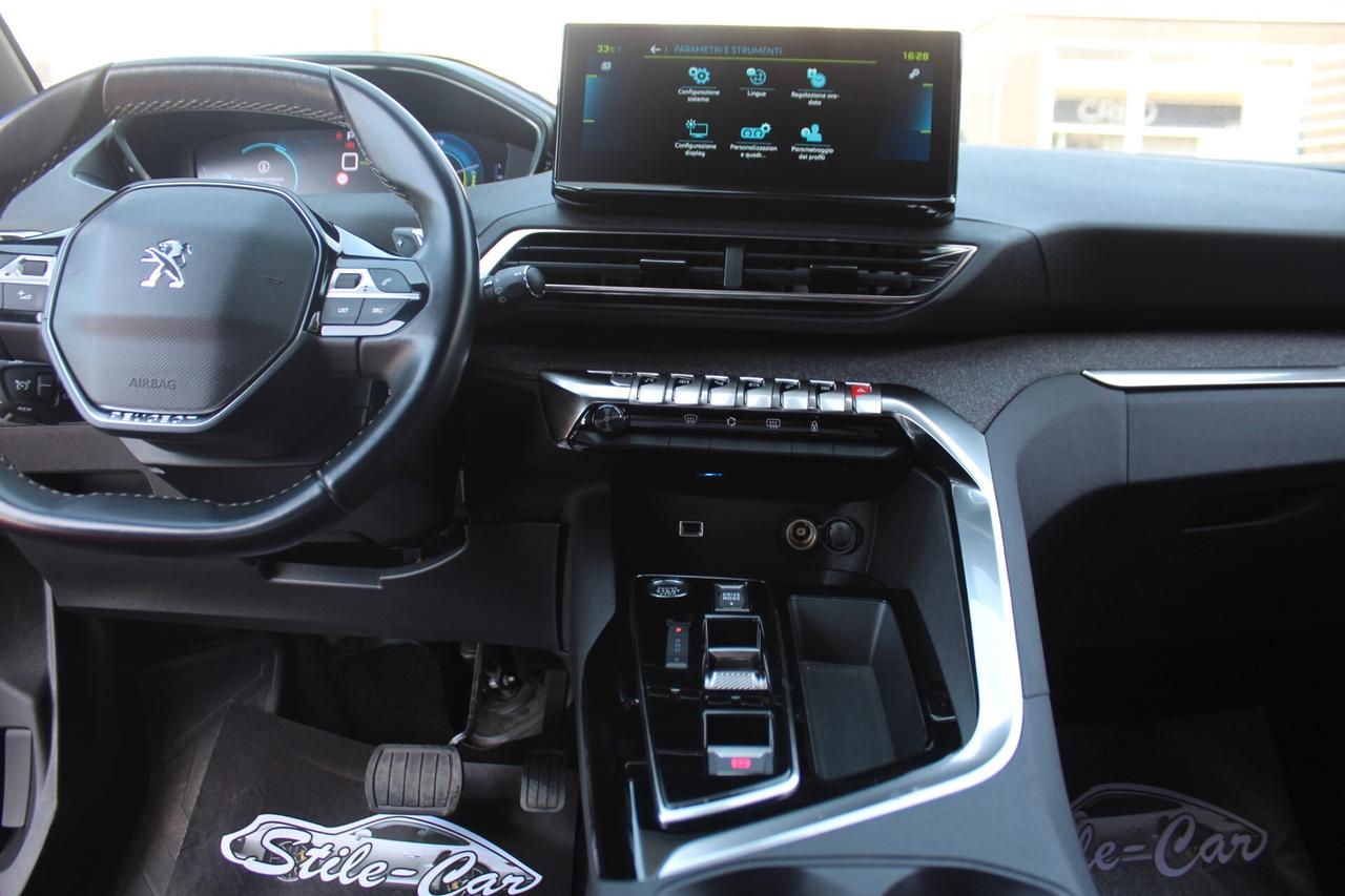 Peugeot 3008 Hybrid 225 e-EAT8 Allure Pack