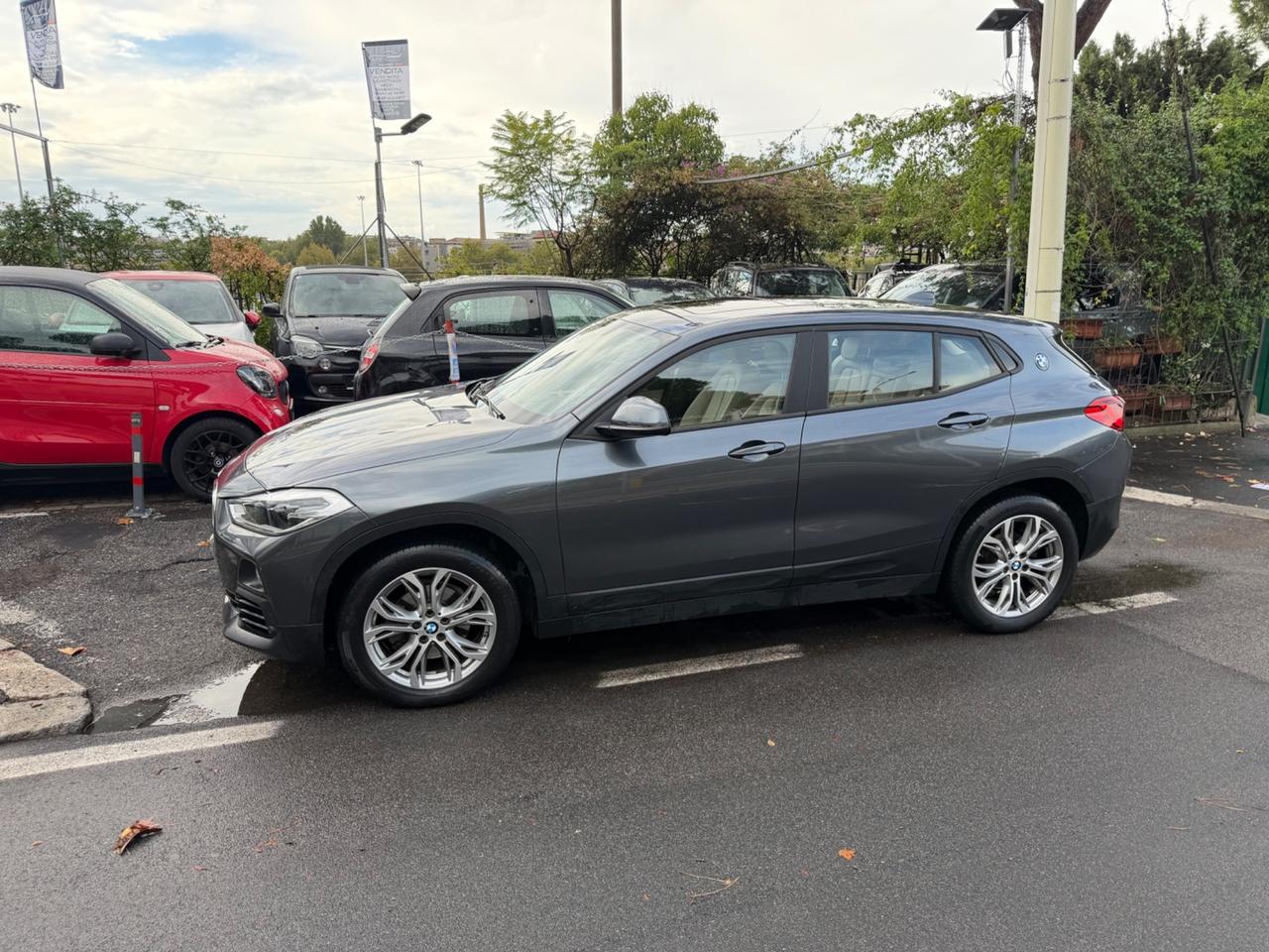 Bmw X2 sDrive18d Business Tetto Cambio Manuale Pelle Pack luci