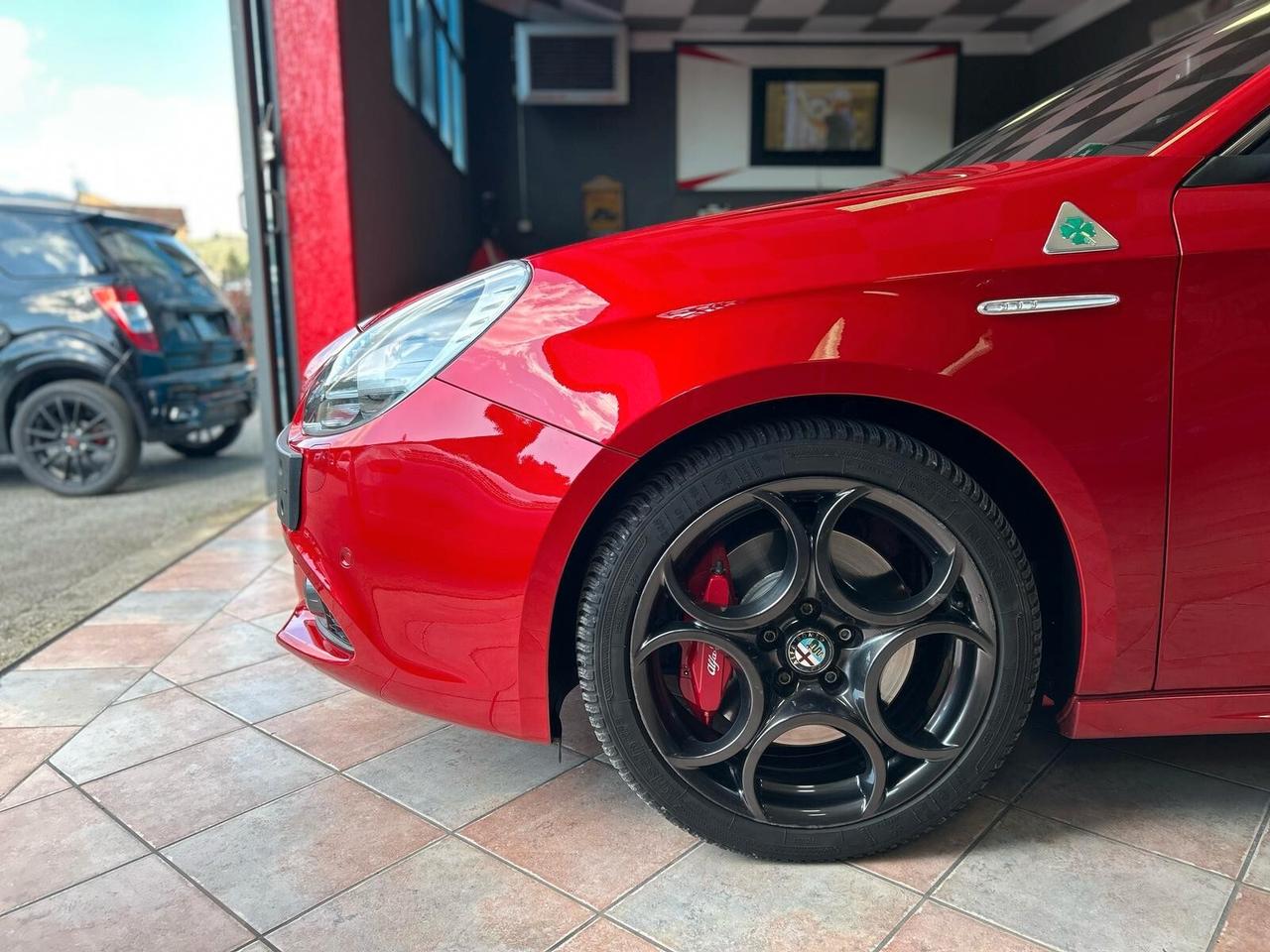 Alfa Romeo Giulietta 1750 Turbo TCT Quadrifoglio Verde