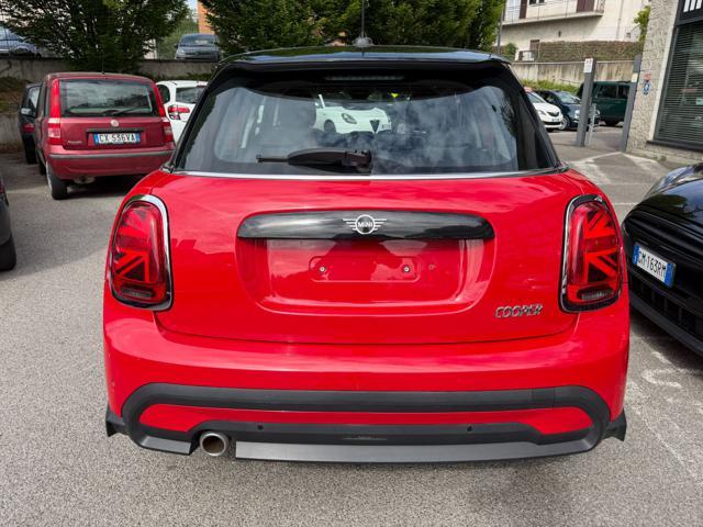 MINI Mini 1.5 Cooper Classic 5 porte